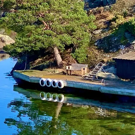Casa vacanze Fantastic Sea Cabin On An Island By Lyngor With Sauna And Motor Boat *