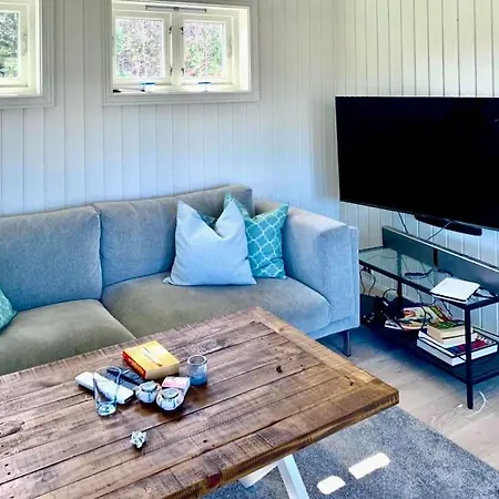 Fantastic Sea Cabin On An Island By Lyngor With Sauna And Motor Boat Сasa de vacaciones